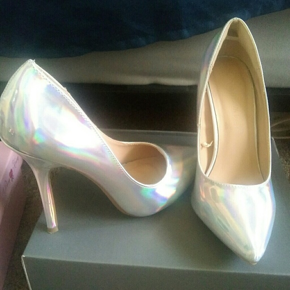 Woman's heels - Picture 1 of 1